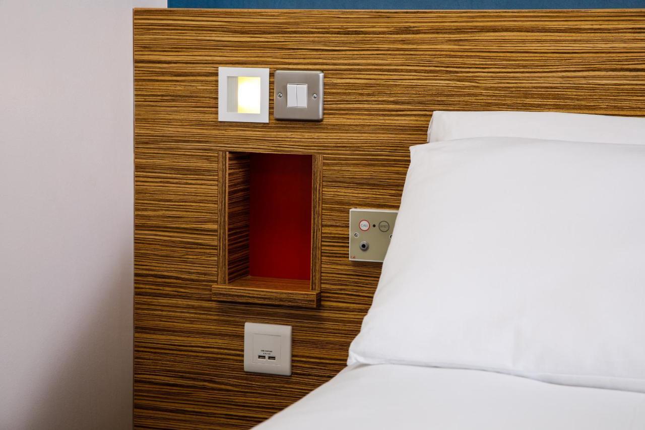 Ibis Budget Stansted Bishops Stortford Birchanger Экстерьер фото