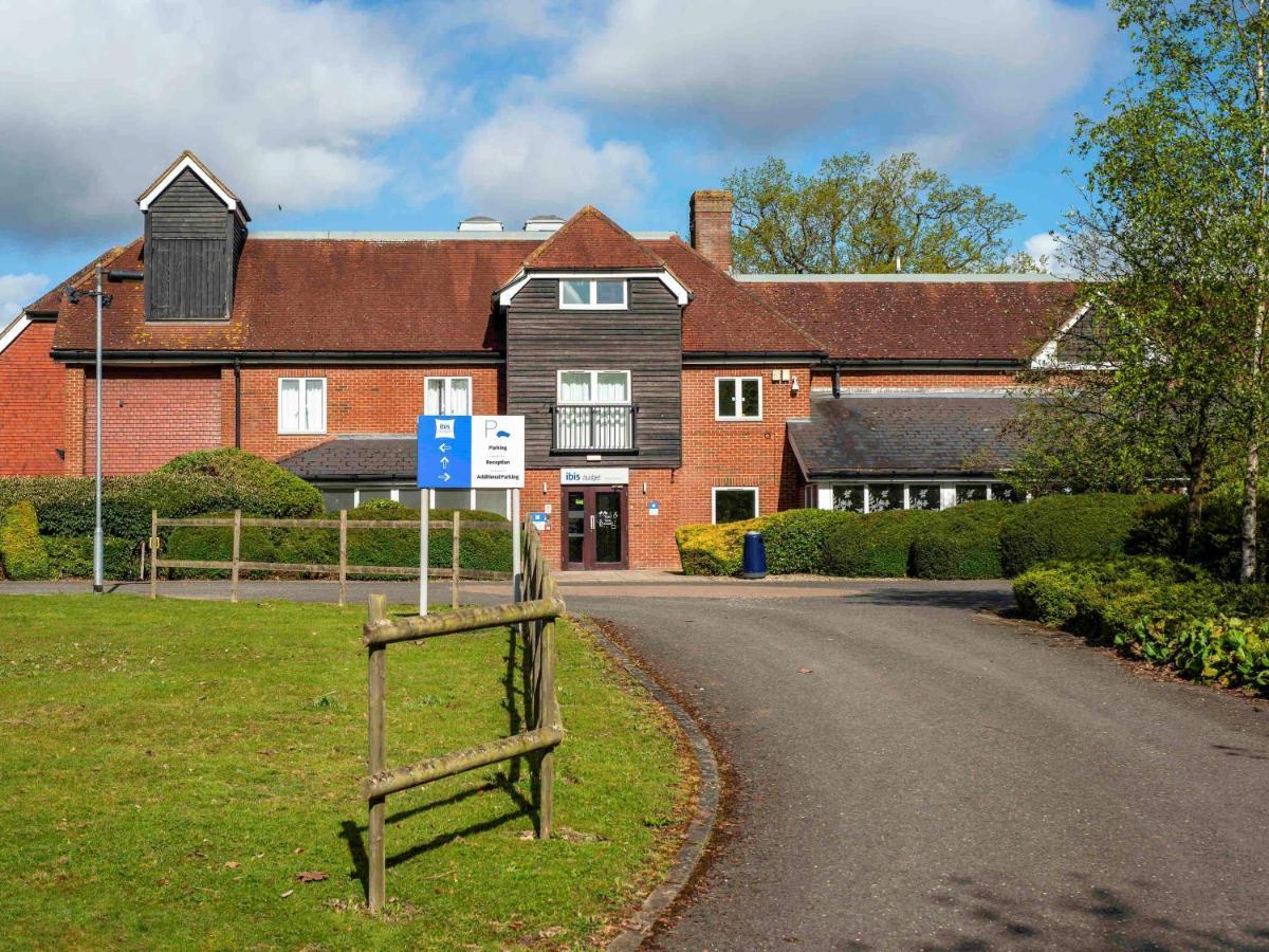 Ibis Budget Stansted Bishops Stortford Birchanger Экстерьер фото