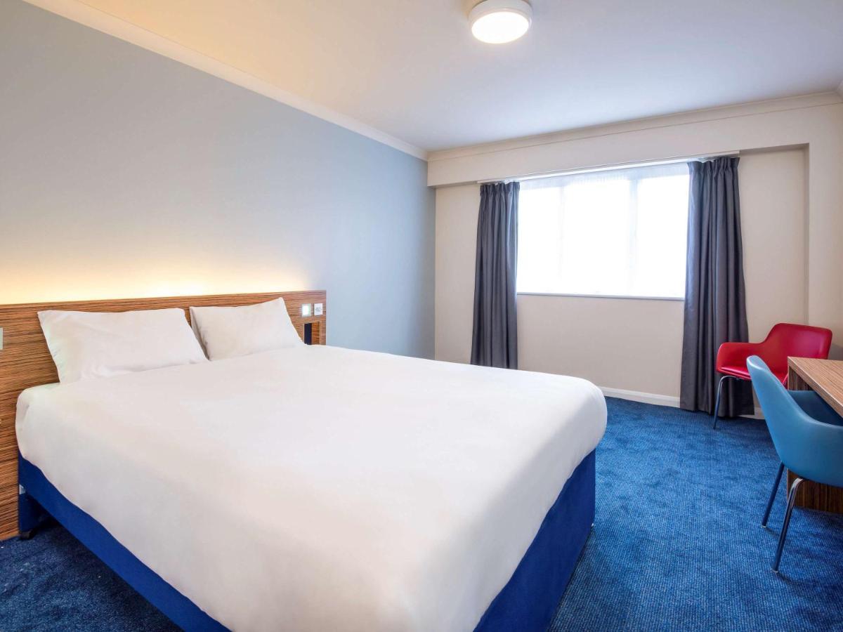 Ibis Budget Stansted Bishops Stortford Birchanger Экстерьер фото